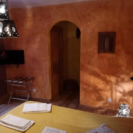 Domaine De La Borde Bed & Breakfast